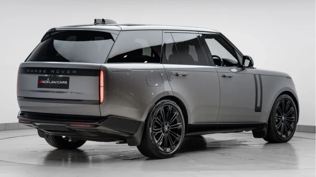 Land Rover Range Rover (25 Reg) 3.0 D300 HSE (Shadow) Image 6