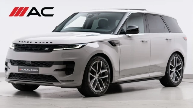 Land Rover Range Rover Sport (23 Reg) 3.0 D300 Dynamic SE (Black Pack) Image 1