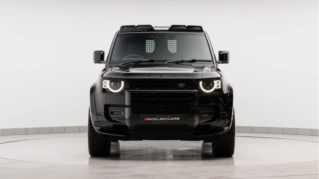 Land Rover Defender (74 Reg) 90 3.0 D250 S Hard Top Commercial (3 Seat) (Bespoke URBAN) (+VAT) Image 8