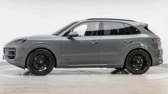 Porsche Cayenne (74 Reg) 4.0 V8 GTS Image 4