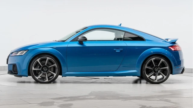 Audi TTRS (68 Reg) 2.5TFSI Quattro Coupe Image 4
