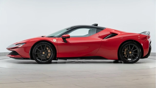 Ferrari SF90 (21 Reg) 4.0 V8 Stradale Assetto Fiorano Hybrid Image 5