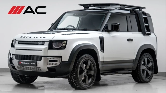 Land Rover Defender (21 Reg) 3.0 D200 Hard Top Commercial (3 Seat) (+VAT) Image 1