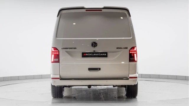 Volkswagen Transporter (24 Reg) T32 2.0 BiTDI Sportline LWB (+VAT) Image 8