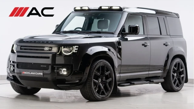 Land Rover Defender (23 Reg) 110 3.0 D300 X-Dynamic HSE Hard Top (5 Seat) (URBAN Widetrack) (+VAT) Image 1