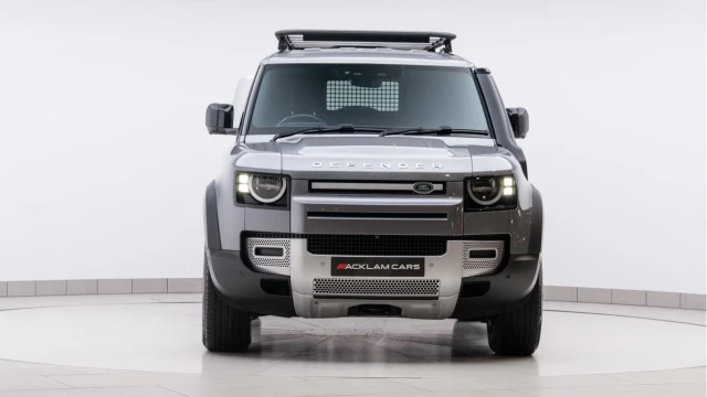 Land Rover Defender (22 Reg) 90 3.0 D250 Commercial (Explorer) (VAT Q) Image 6