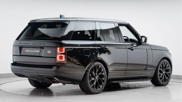 Land Rover Range Rover (70 Reg) 3.0SDV6 Westminster (Black Pack) Image 7