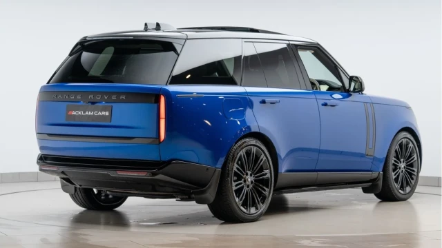 Land Rover Range Rover (73 Reg) 3.0 D350 Autobiography Image 6