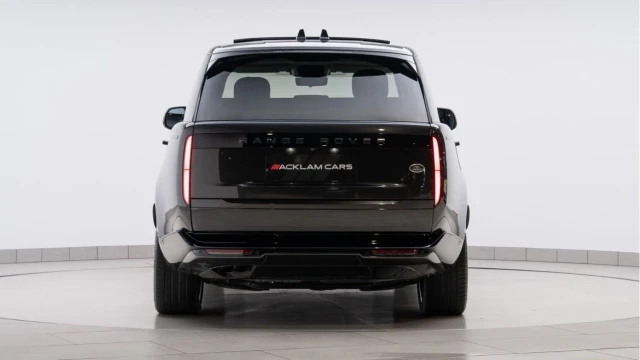 Land Rover Range Rover (72 Reg) 3.0 D350 Autobiography Image 5