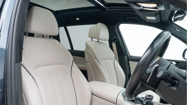 BMW X7 (20 Reg) 3.0 M50D Image 3
