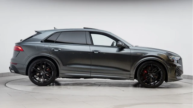Audi RSQ8 (74 Reg) 4.0TFSI V8 Quattro (Launch Edition) Image 5