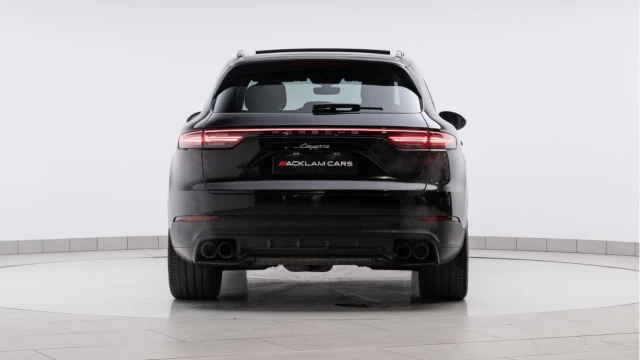Porsche Cayenne (72 Reg) 3.0 V6 Image 3