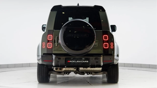 Land Rover Defender (75 Reg) 90 3.0 D250 X-Dynamic SE Hard Top Commercial (3 Seat) (+VAT) Image 7