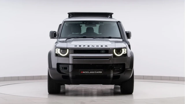 Land Rover Defender (21 Reg) 90 3.0 D250 SE (Bespoke) Image 6