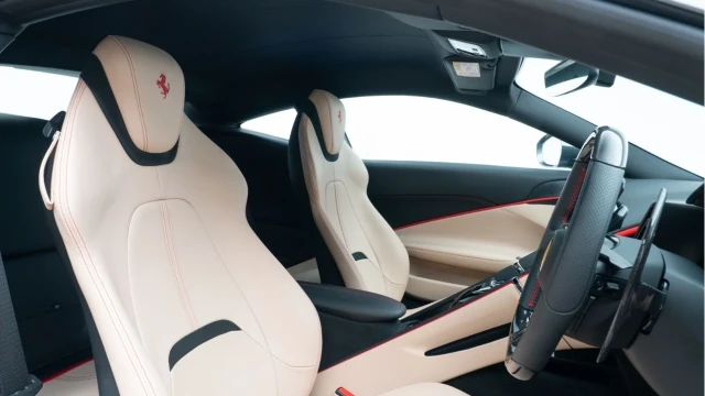 Ferrari Roma (22 Reg) 3.9 V8 Coupe Image 4