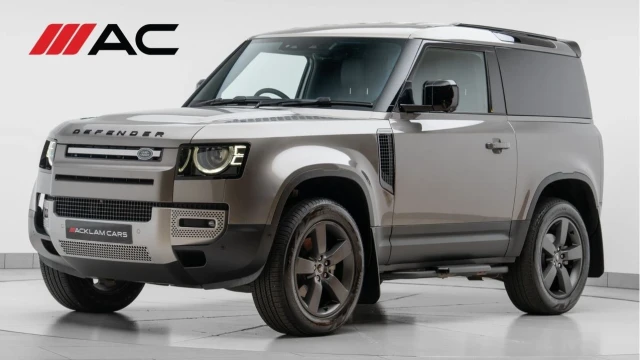 Land Rover Defender (25 Reg) 90 3.0 D250 S Hard Top Commercial (3 Seat) (+VAT) Image 1