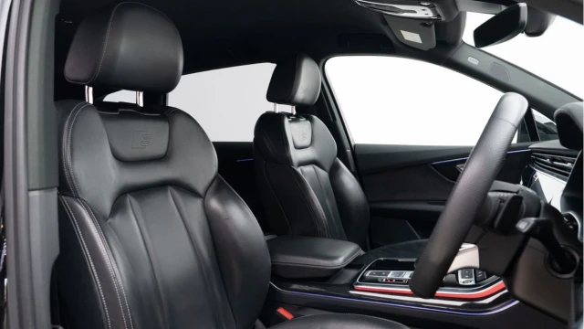 Audi Q7 (71 Reg) 3.0 50TDI S-Line Black Edition Quattro Image 3