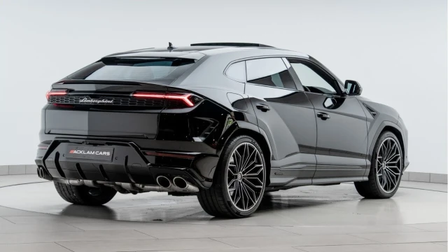 Lamborghini Urus (25 Reg) 4.0 V8 SE (VAT Q) Image 6