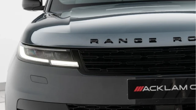 Land Rover Range Rover Sport (25 Reg) 4.4 V8 P530 Autobiography (Black Pack) Image 8