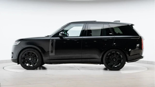 Land Rover Range Rover (22 Reg) 4.4 P530 V8 Autobiography (Shadow) Image 5