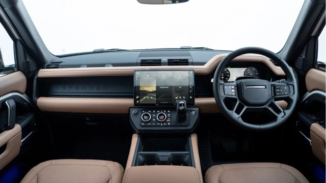 Land Rover Defender (75 Reg) 110 3.0 D350 X-Dynamic HSE (VAT Q) Image 2