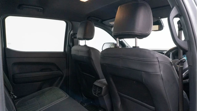 Volkswagen Amarok (23 Reg) 2.0TDI Style 4Motion (Bespoke) (+VAT) Image 4