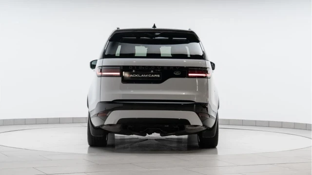 Land Rover Discovery (72 Reg) 3.0 D300 R-Dynamic HSE Hard Top (5 Seat) (+VAT) Image 6