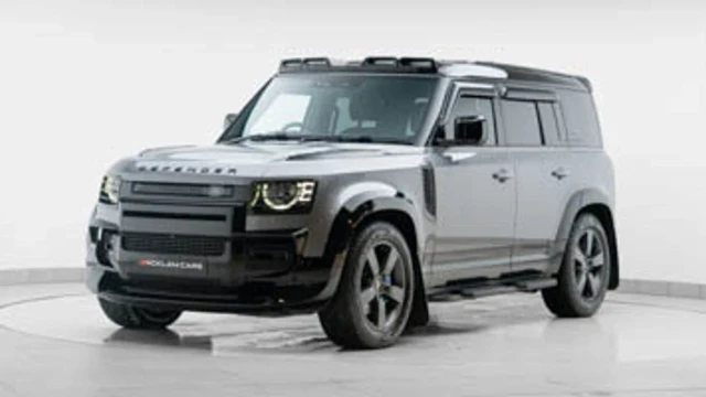 Land Rover Defender 110 (24 Reg) 110 3.0 D300 X-Dynamic SE Image 8