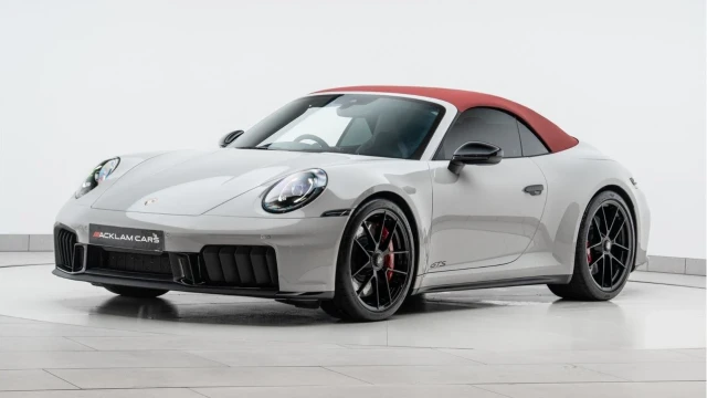 Porsche 911 (25 Reg) Carrera 4 3.6 GTS Convertible (992.2) Image 2