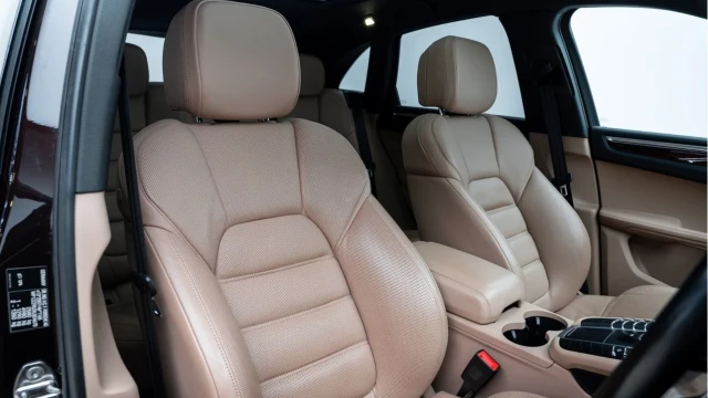 Porsche Macan (19 Reg) 3.0 S PDK Image 3
