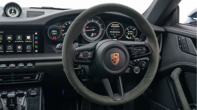 Porsche 911 (23 Reg) 3.0 Carrera 4 GTS Coupe Image 4