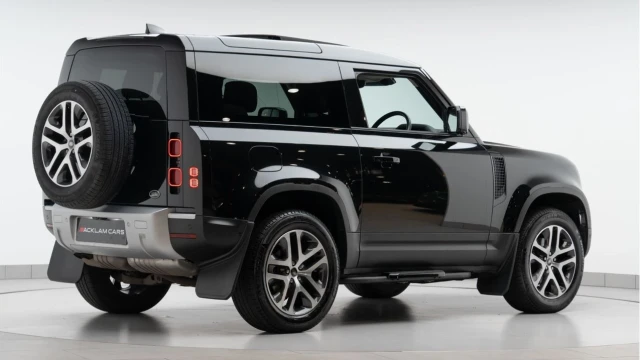 Land Rover Defender (23 Reg) 90 3.0 D250 HSE Image 6
