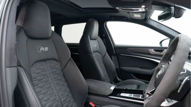 Audi RS6 (74 Reg) 4.0TFSI V8 Performance Carbon Vorsprung Quattro Image 3