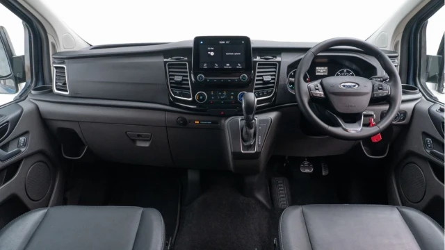 Ford Transit Custom (72 Reg) 320 2.0 Ecoblue Active (5 Seat) Image 2