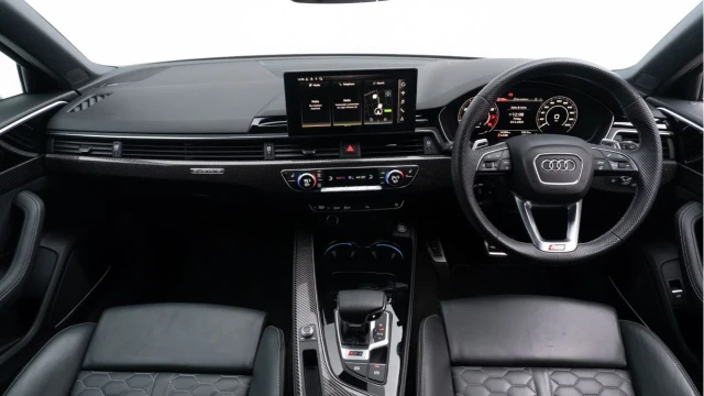 Audi RS4 (73 Reg) 2.9 TFSI Carbon Black Quattro Avant Image 2