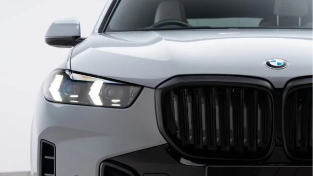 BMW X5 (73 Reg) 3.0 30D M Sport xDrive Image 8