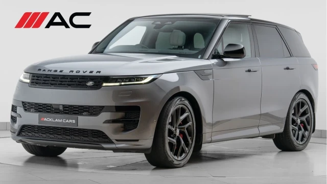 Land Rover Range Rover Sport (23 Reg) 3.0 D300 Dynamic SE (Black Pack) Image 1