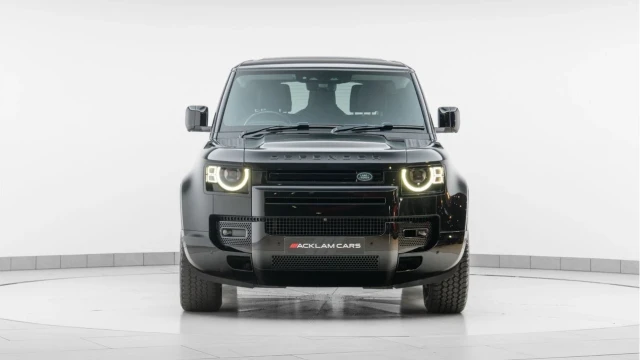Land Rover Defender (71 Reg) 90 3.0 D250 XS Edition (6 Seat) Image 7