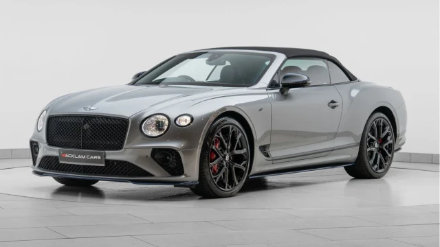 Bentley Continental (74 Reg) GTC 4.0 V8 S Black Edition Convertible Image 7