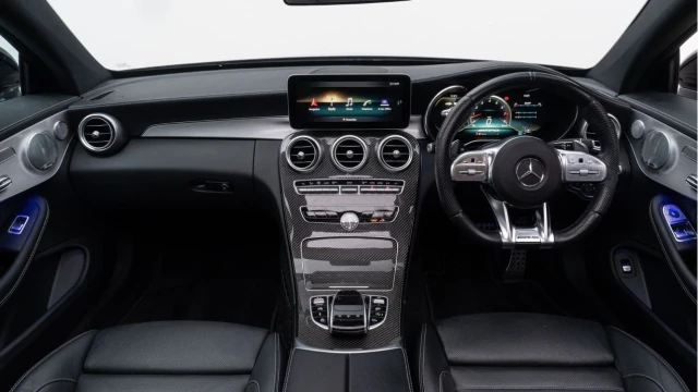 Mercedes-Benz AMG C43 (20 Reg) 3.0 V6 Premium Plus 4Matic Coupe Image 2