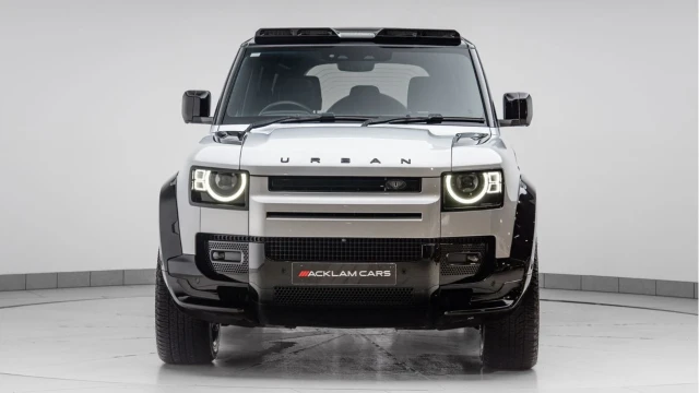 Land Rover Defender (72 Reg) 110 3.0 D250 SE (Bespoke) Image 4