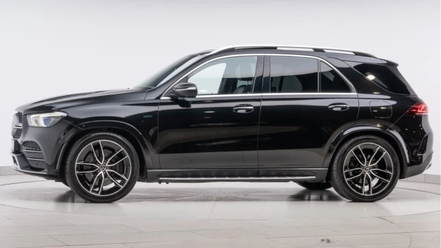 Mercedes-Benz GLE Class (21 Reg) GLE350 2.0DE AMG Line Premium Plus 4Matic Hybrid Image 4