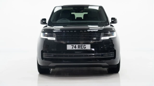Land Rover Range Rover (74 Reg) 3.0 D350 Autobiography LWB 7 Seat (VAT Q) Image 4