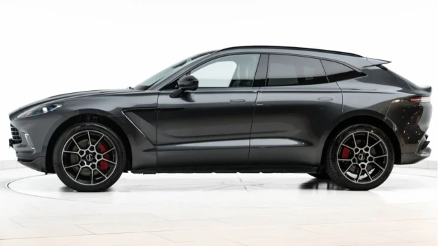 Aston Martin Dbx (20 Reg) 4.0 V8 DBX Image 4