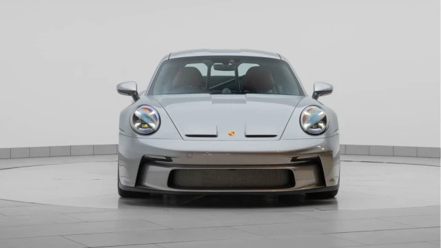 Porsche 911 (74 Reg) 4.0 S/T Coupe Image 7