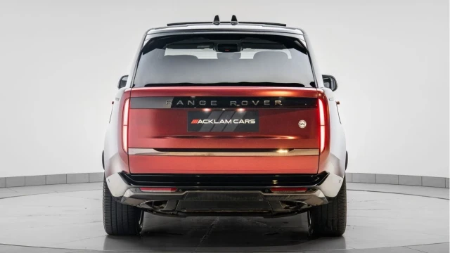Land Rover Range Rover (72 Reg) 3.0 P510e SV Hybrid Image 8