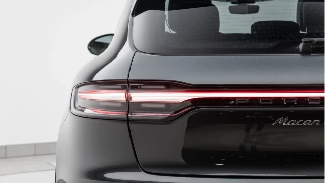 Porsche Macan (69 Reg) 2.9 V6 Macan Turbo Image 6