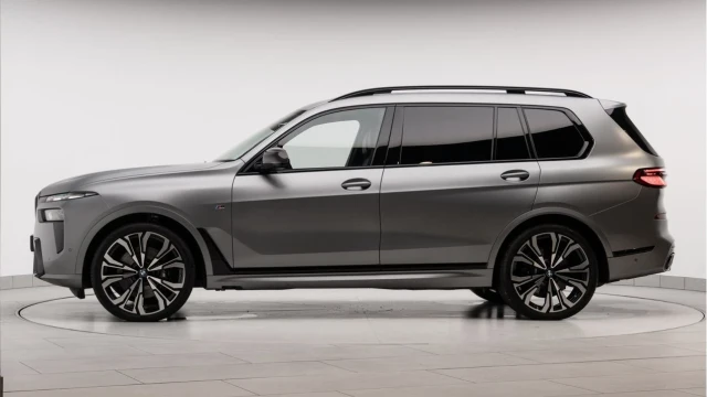 BMW X7 (73 Reg) 3.0 40D M Sport xDrive (Ultimate) Image 4