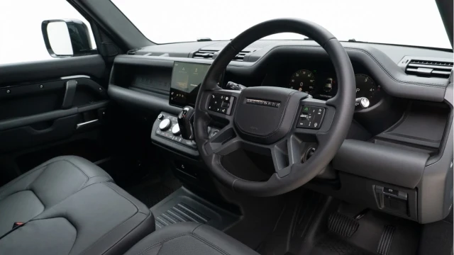 Land Rover Defender (25 Reg) 110 3.0 D350 X-Dynamic HSE Hard Top Commercial (3 Seat) (+VAT) Image 2
