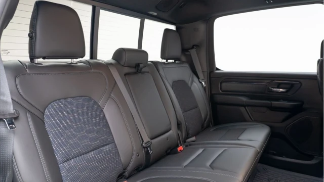 Dodge Ram 1500 (Unregistered) 5.7 V8 HEMI Bighorn 4x4 (+VAT) Image 8